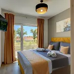Villa Pieron&bavigo With Pool, Jacuzzi And Sauna - By Istrabook