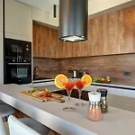 Pieron&bavigo With Pool, Jacuzzi And Sauna - By Istrabook Villa *