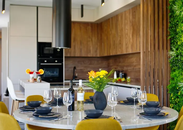 Pieron&bavigo With Pool, Jacuzzi And Sauna