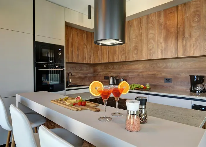 Pieron&bavigo With Pool, Jacuzzi And Sauna Vila *