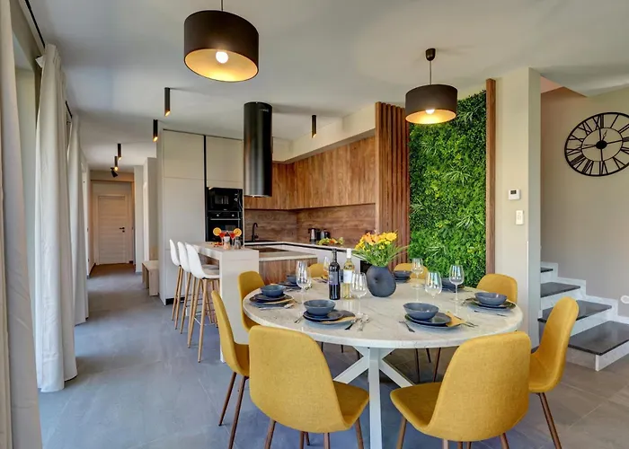 Pieron&bavigo With Pool, Jacuzzi And Sauna Vila Marcana