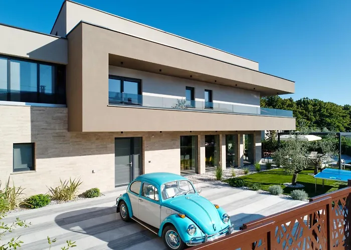 Pieron&bavigo With Pool, Jacuzzi And Sauna Vila Marcana