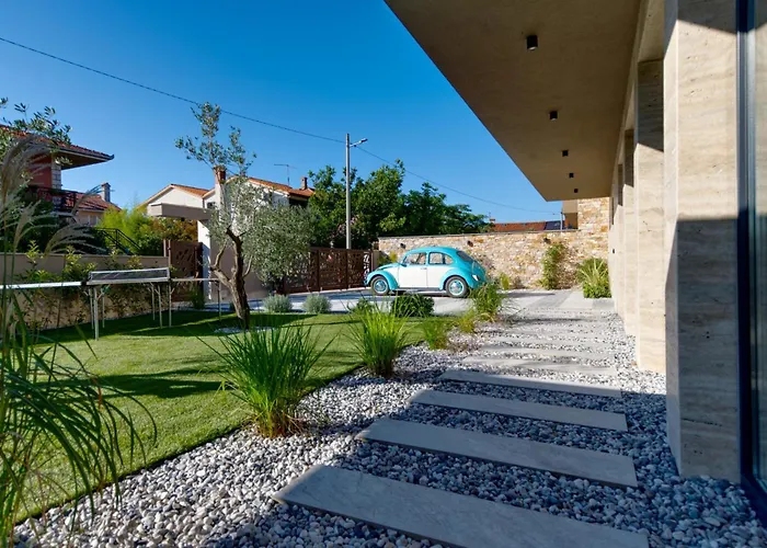 Pieron&bavigo With Pool, Jacuzzi And Sauna *