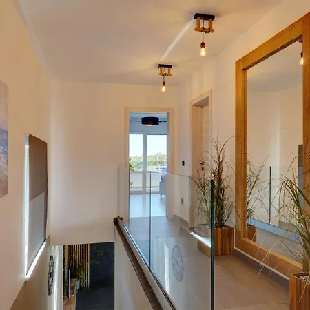 Pieron&bavigo With Pool, Jacuzzi And Sauna
